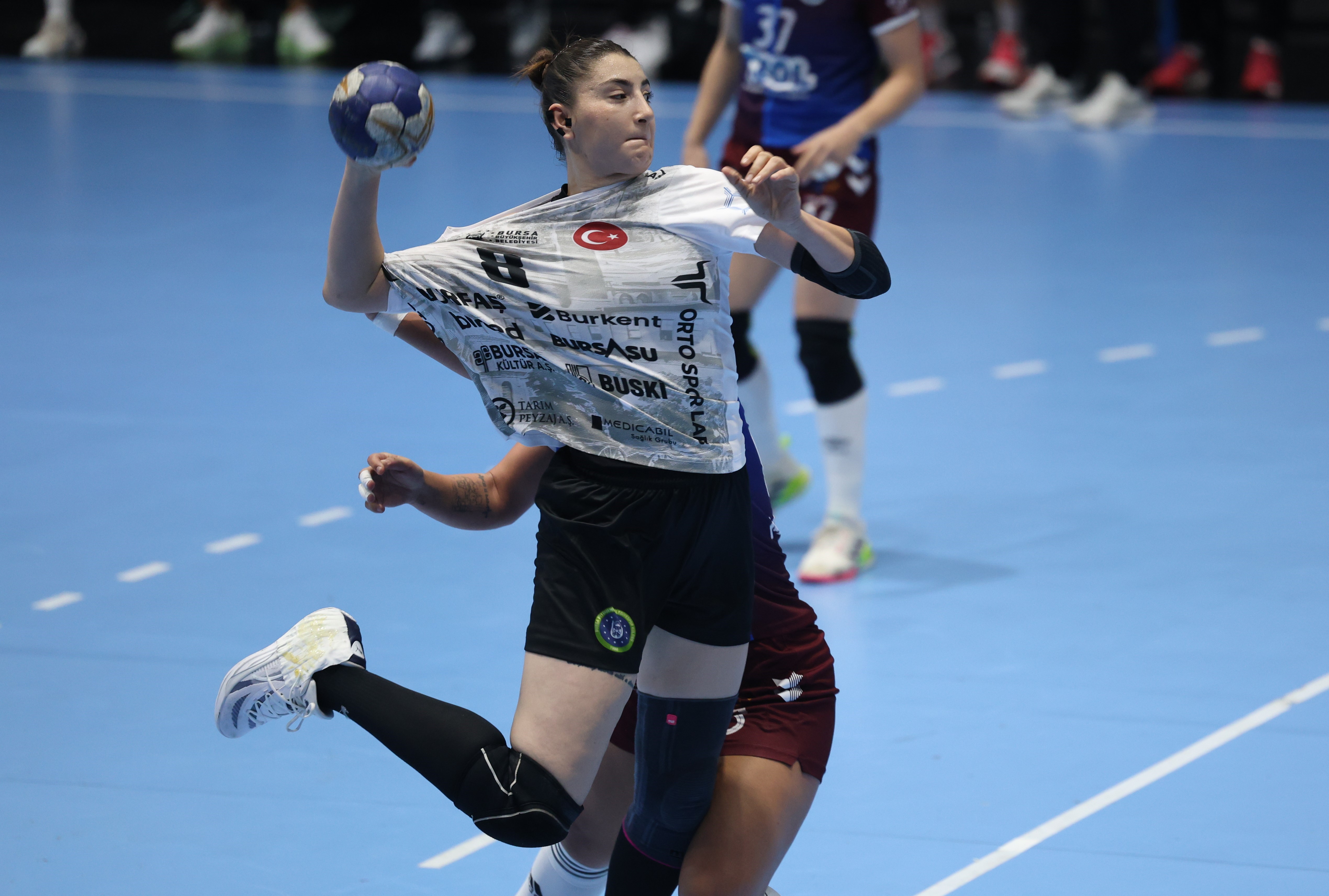 Hentbol Kadınlar Süper Lig'de play-off ve play-out'ta 7. hafta heyecanı başlıyor