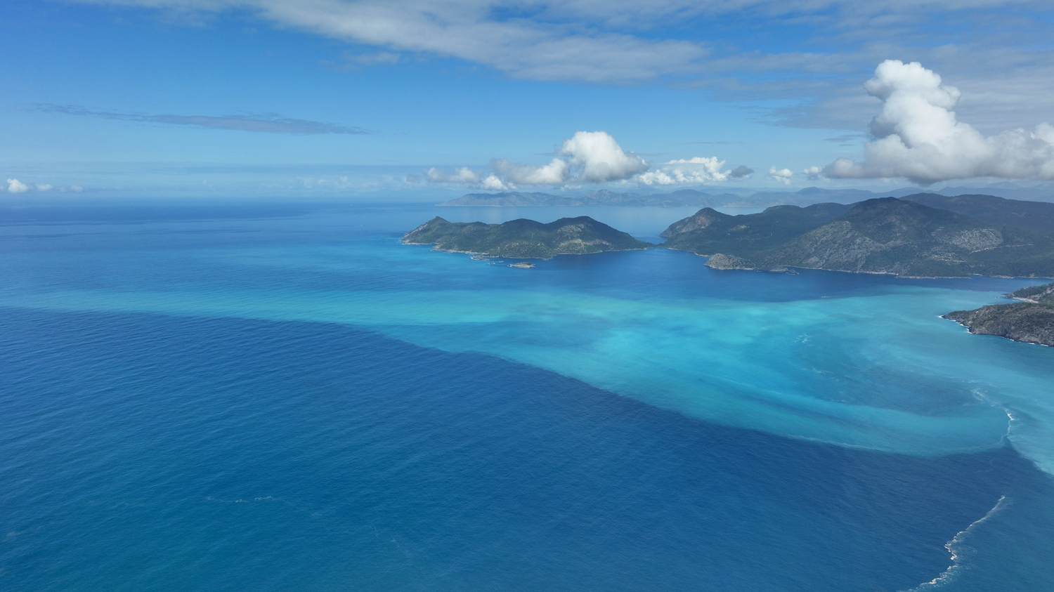 Fethiye'de yağış sonrası Ölüdeniz turkuaza büründü: Eşsiz manzara havadan görüntülendi