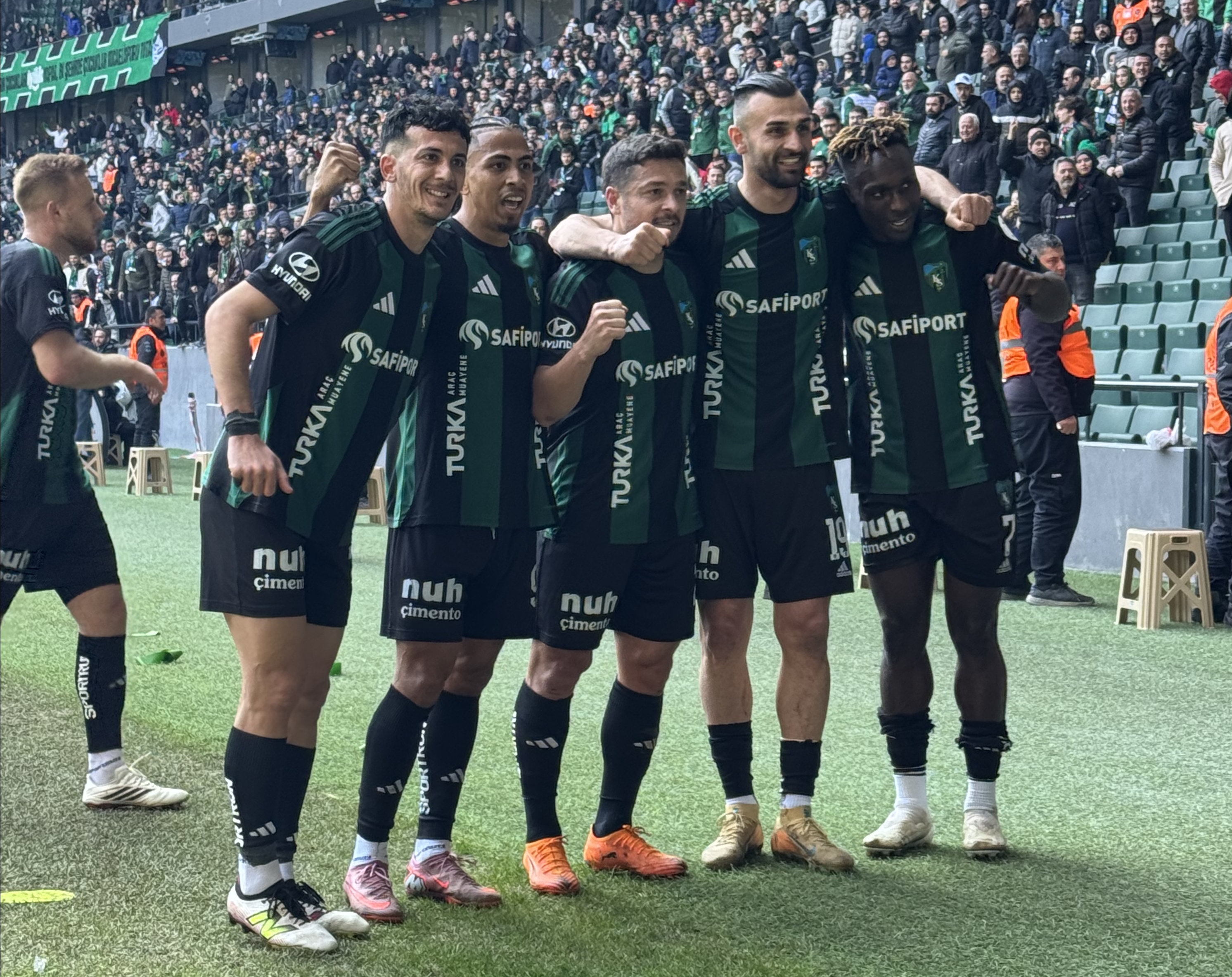 Kocaelispor yarın sahasında Başakşehir'i ağırlayacak