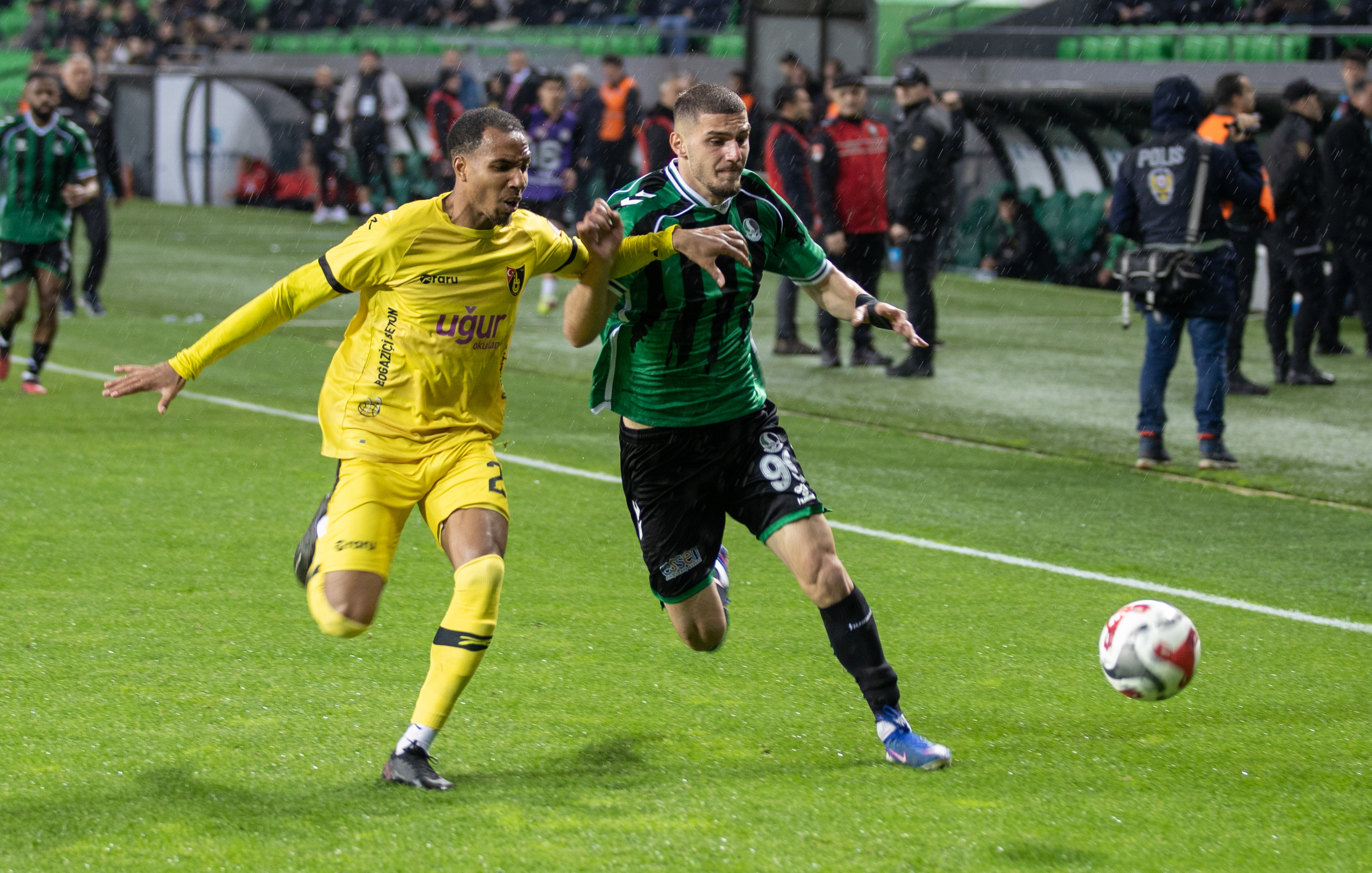 Sakaryaspor ile İstanbulspor yenişemedi