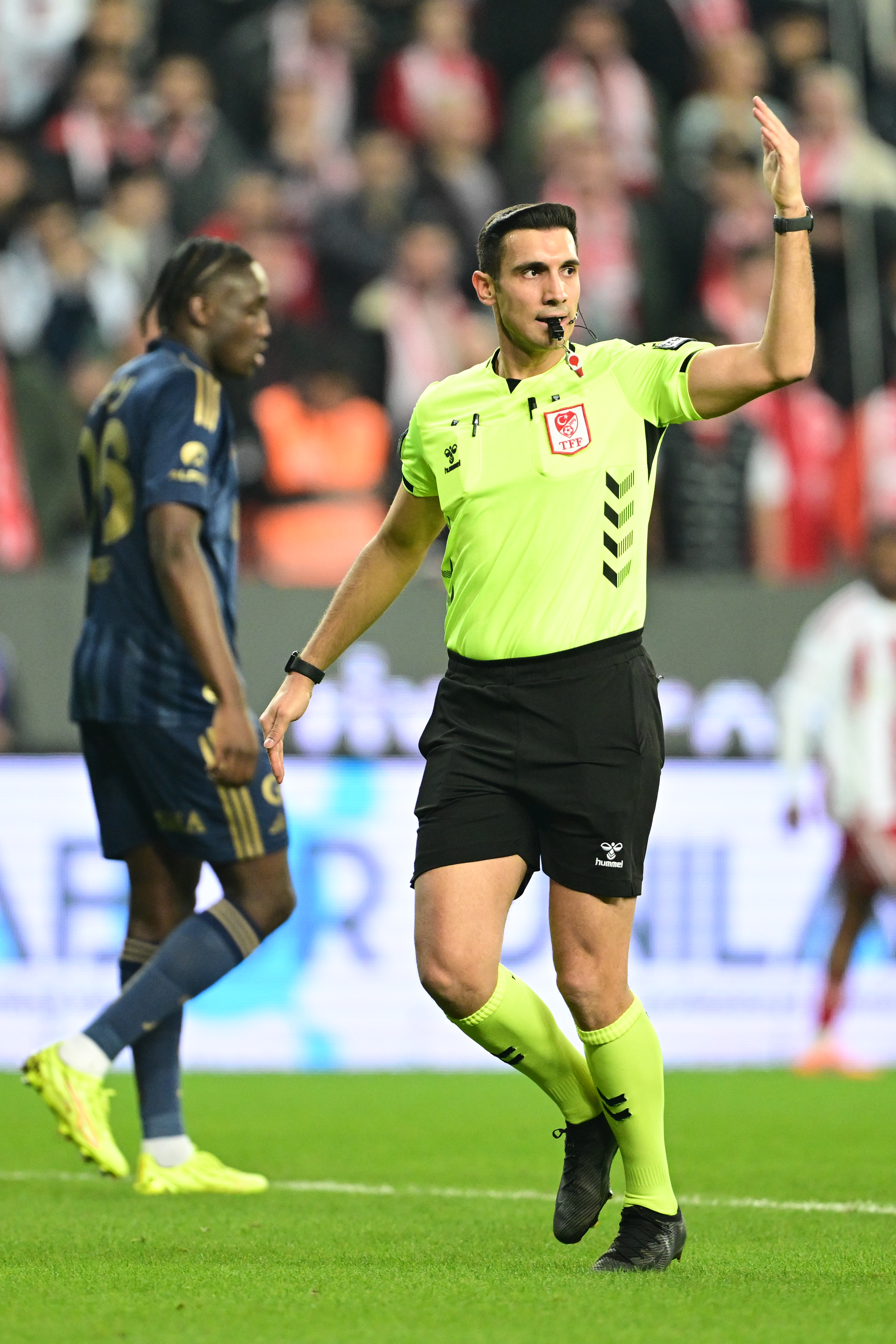 Göztepe-Galatasaray maçının hakemi belli oldu