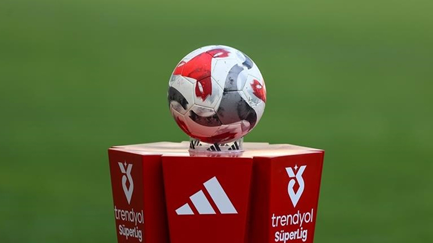 Süper Lig'de zirve yarışı kızıştı! İşte puan durumu ve haftanın sonuçları...