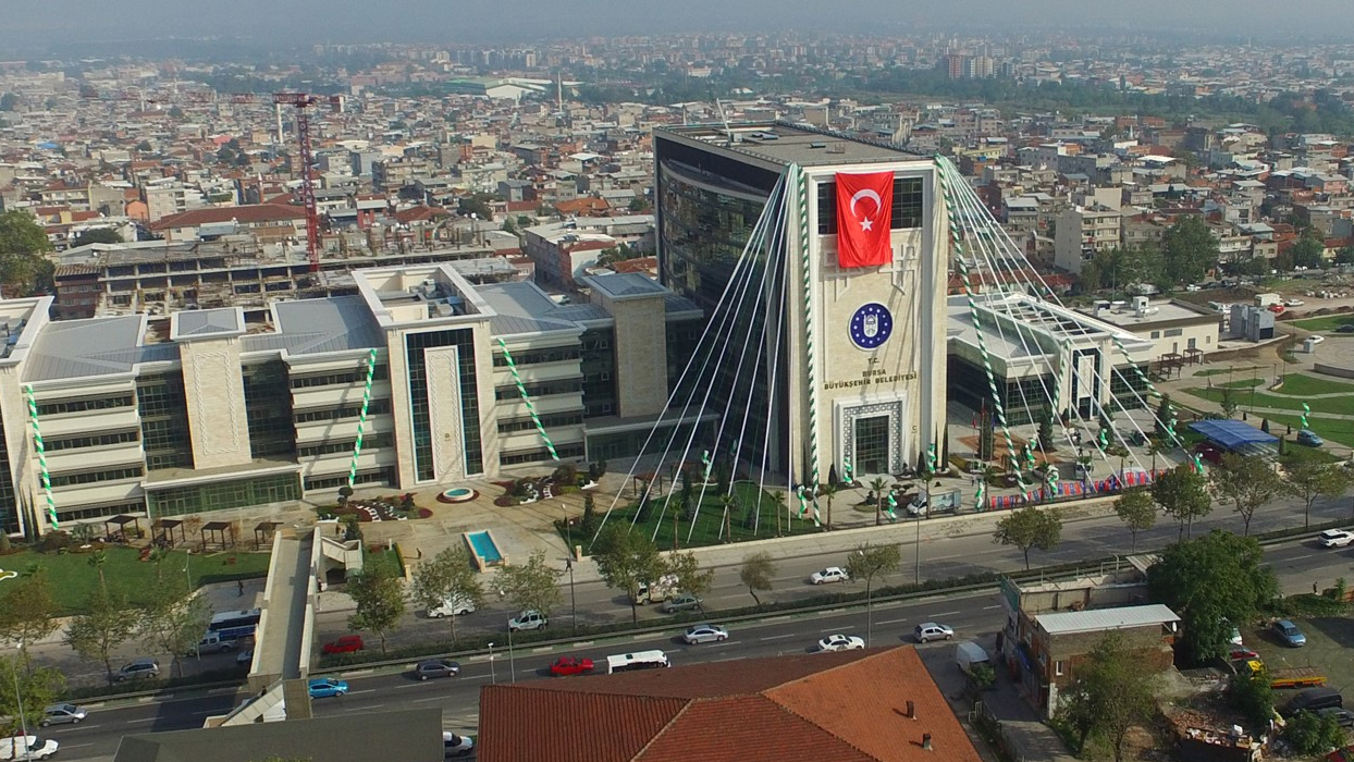 Bursa Büyükşehir'de acil önlem! Ödemeler askıya alındı, izinler iptal edildi