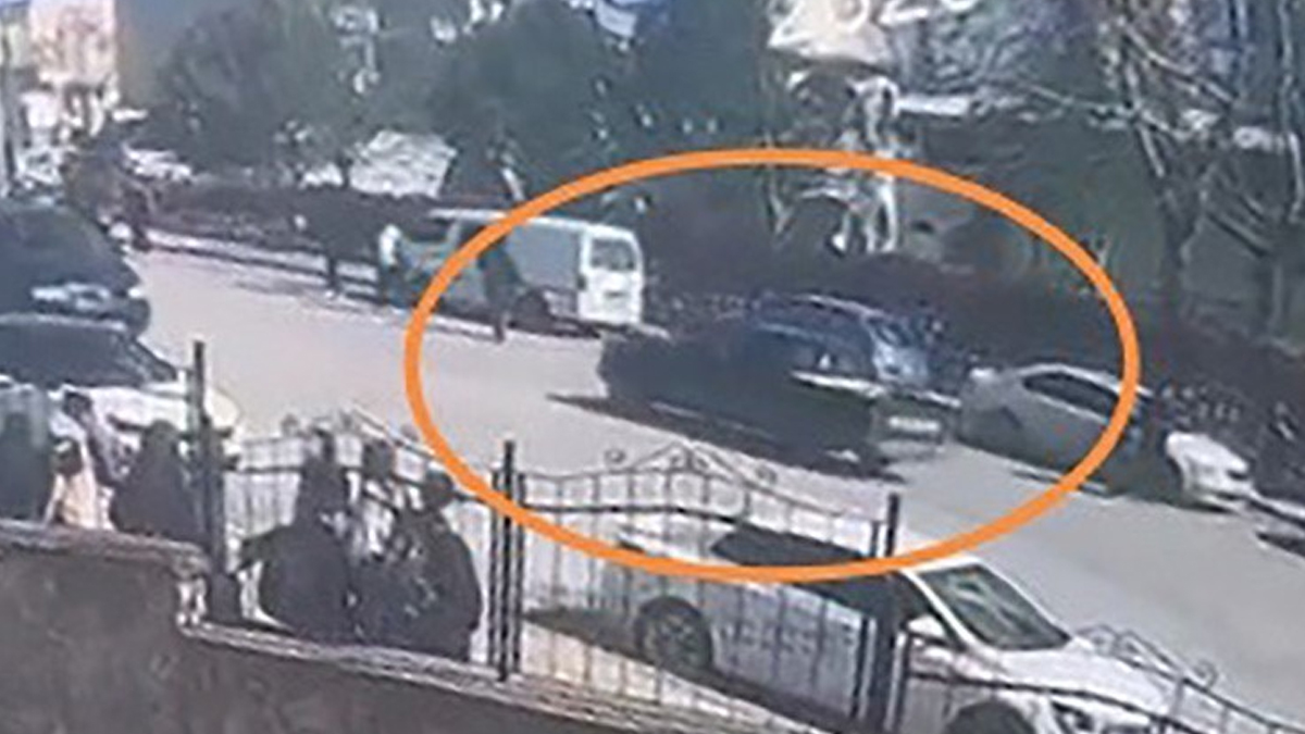 Drift atarken yayaya çarptı! 17 yaşındaki şahsa 226 bin lira ceza kesildi