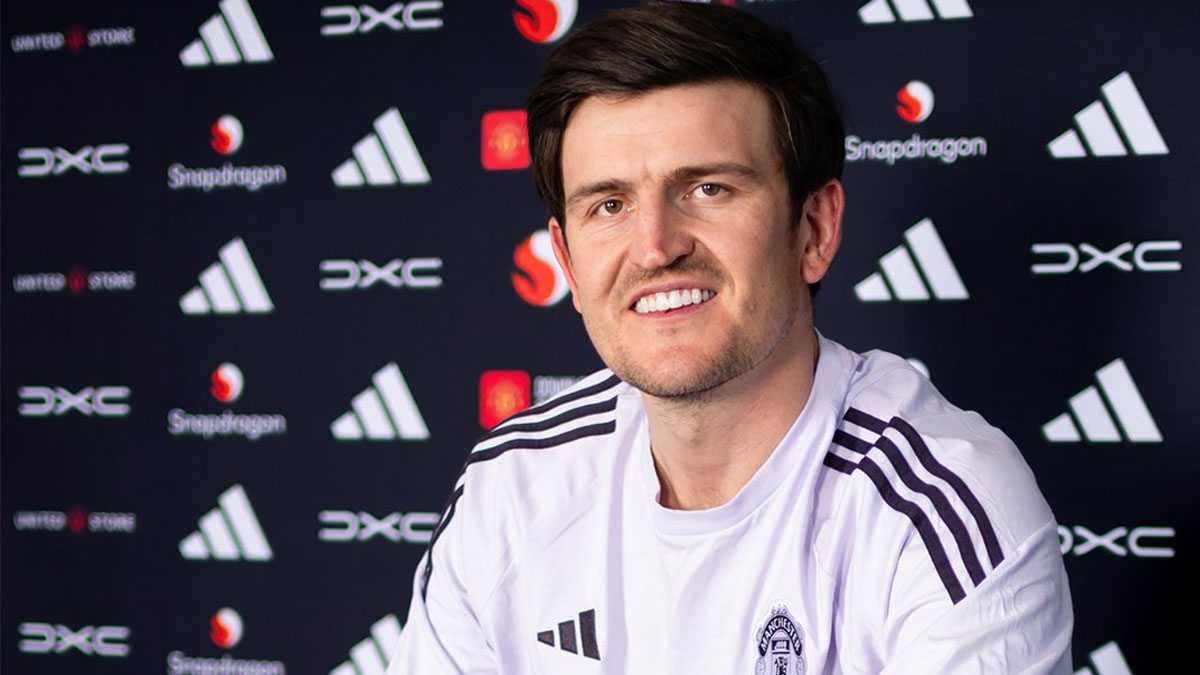Manchester United'dan Harry Maguire'a yeni sözleşme