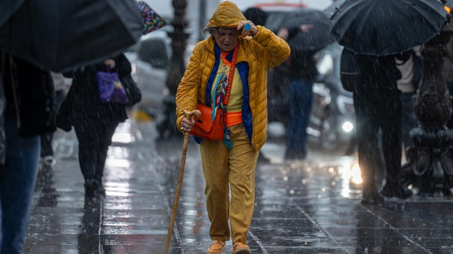 Bahar yerini yine kışa bırakıyor! Nisan'da kar kapıda, sıcaklıklar 10 derece düşecek