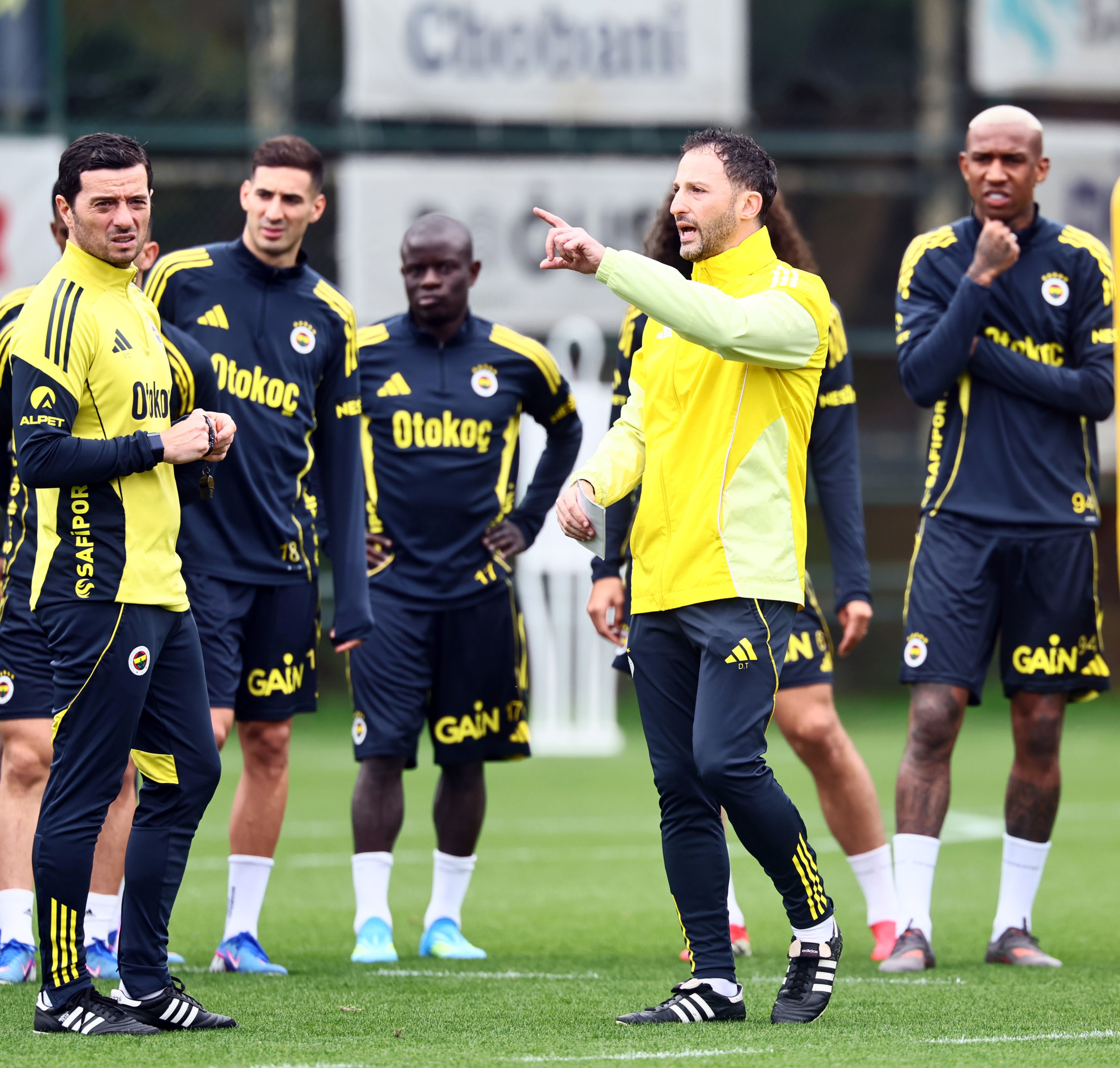 Fenerbahçe, Kayserispor maçının taktiğini çalıştı