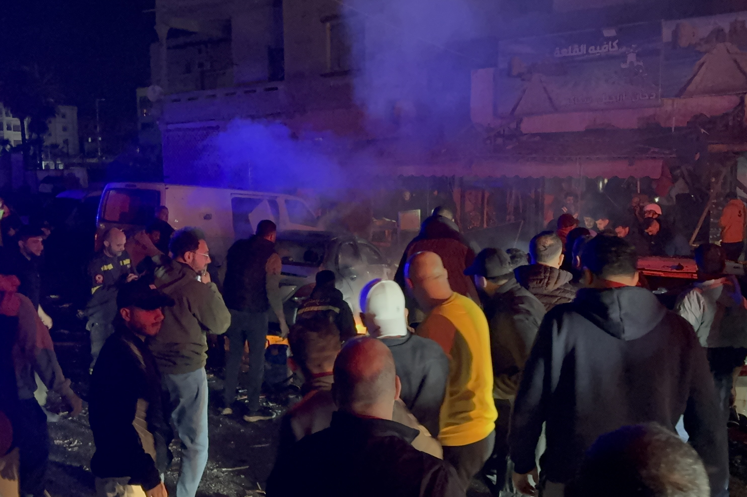 Soykırımcı İsrail'den ateşkes öncesi saldırı: 8 Lübnanlı hayatını kaybetti