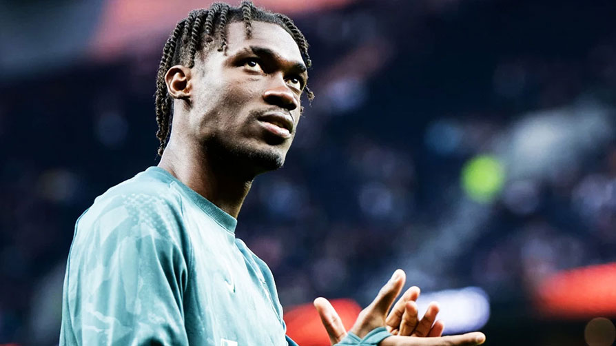 Transfer için görüşmeler başladı! Fenerbahçe, Yves Bissouma mesaisinde