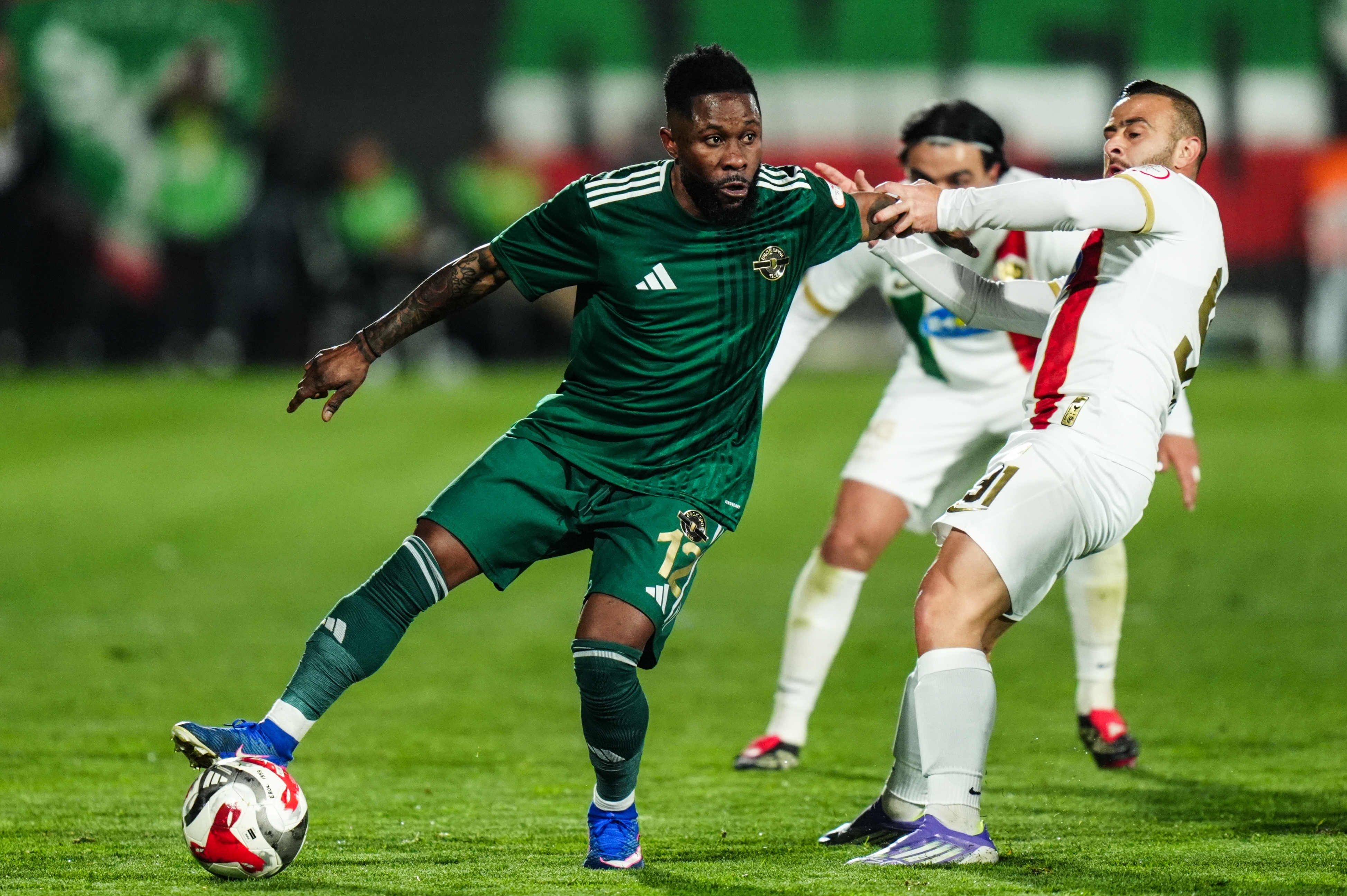 Esenler Erokspor ile Amed Sportif Faaliyetler yenişemedi