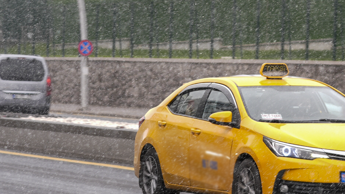 Kar ve sağanak uyarısı: Kuvvetli yağış bekleniyor