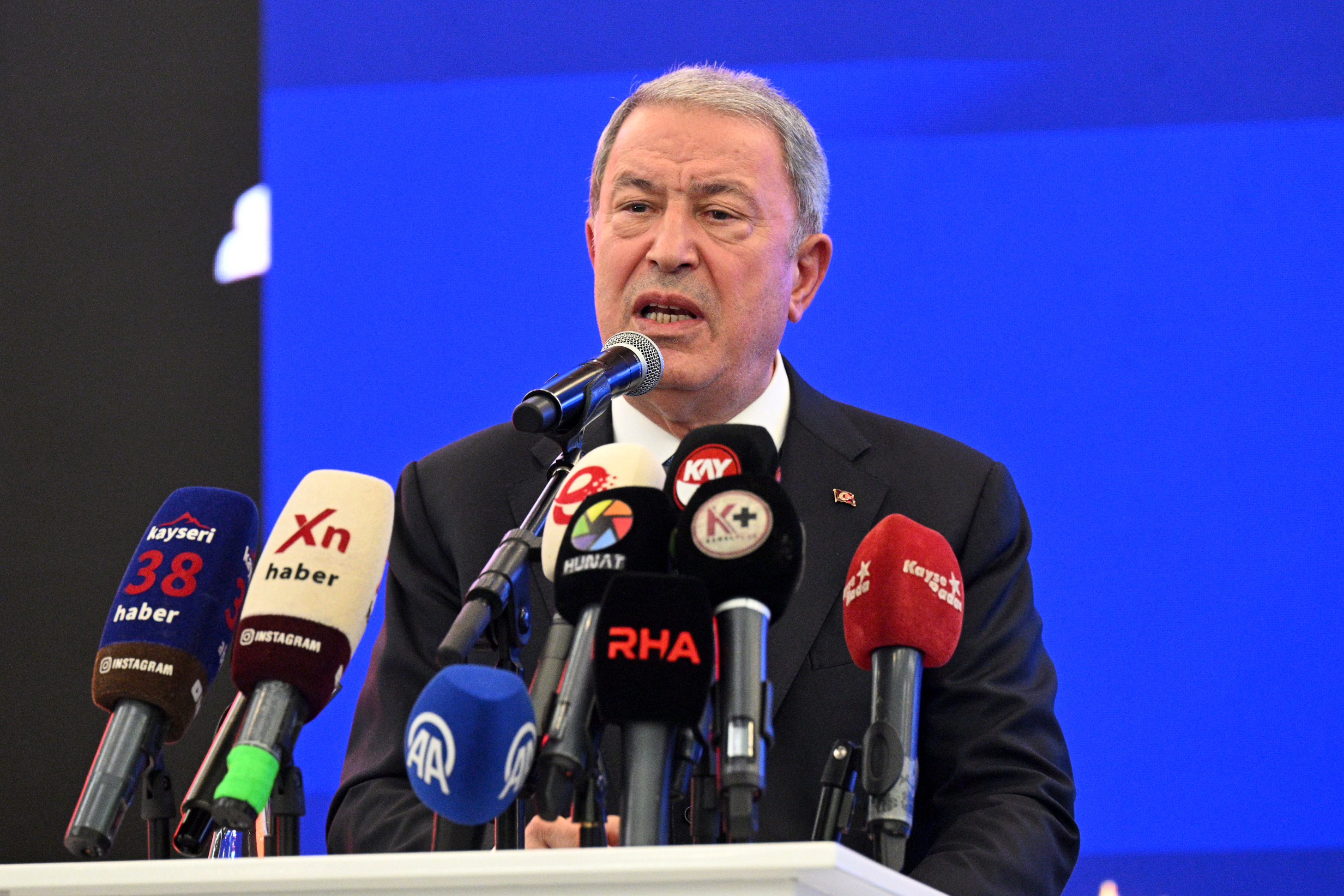 TBMM Milli Savunma Komisyonu Başkanı Akar: 86 milyon tek yumruk halinde birlik ve beraberliğimizi sürdürmemiz lazım