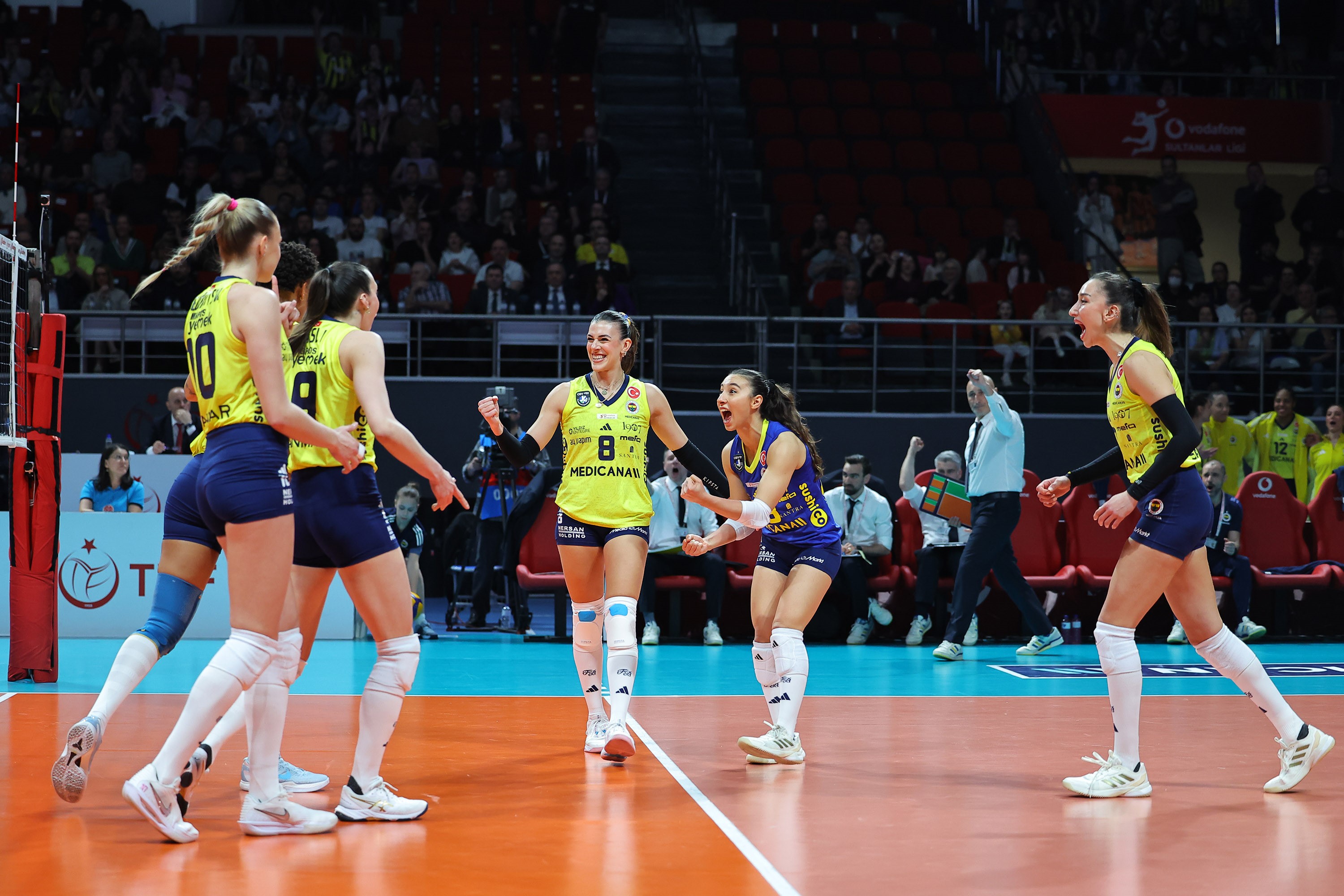 Fenerbahçe Medicana, Vakıfbank karşısında seriyi 1-1 yaptı