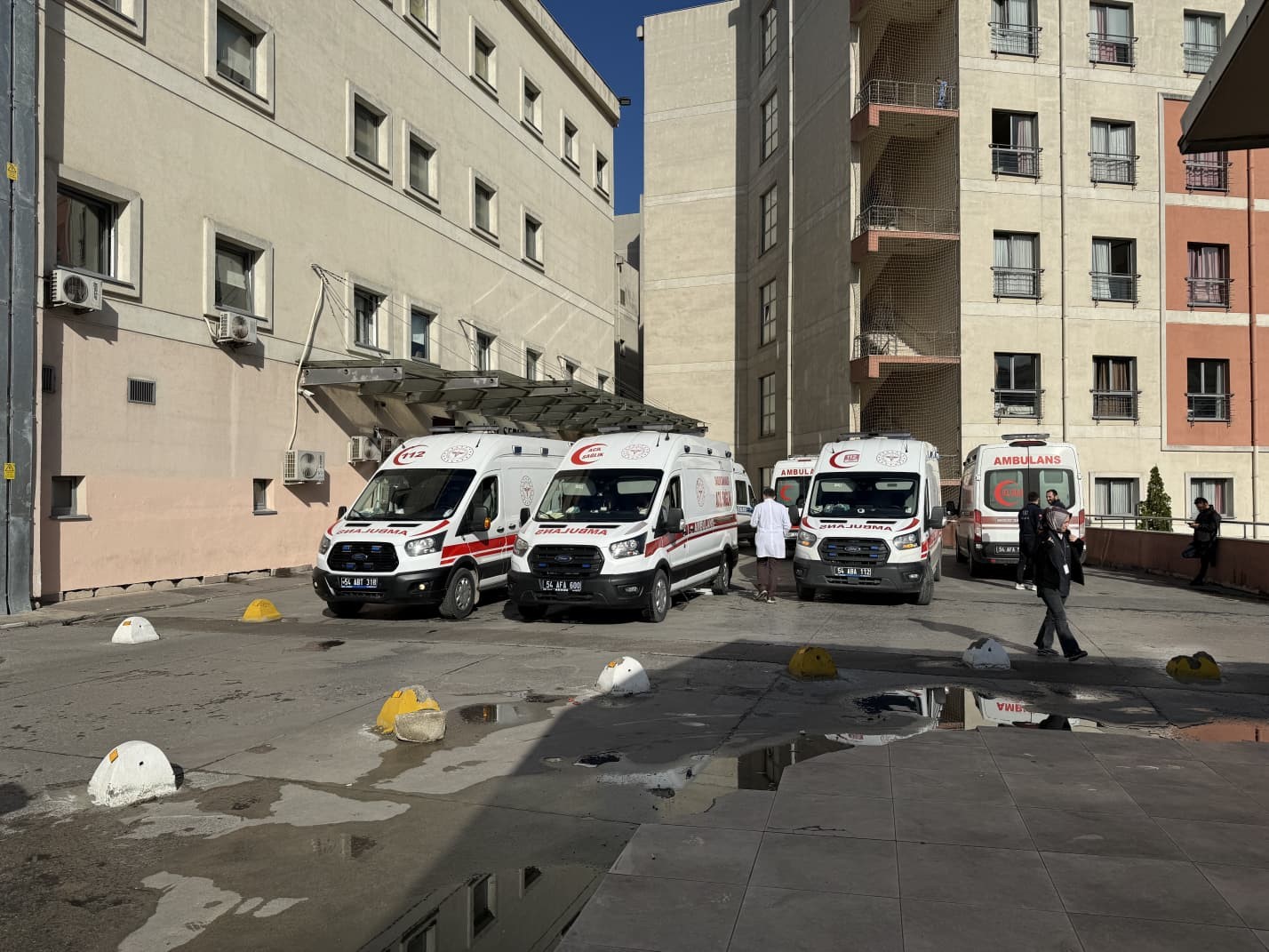 Alkollü şahısların tartışması kanlı bitti: 1 kişi yaralandı