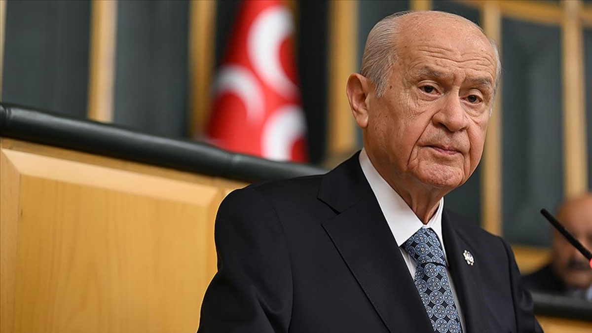 Bahçeli'den İbrahim Tatlıses'e geçmiş olsun telefonu