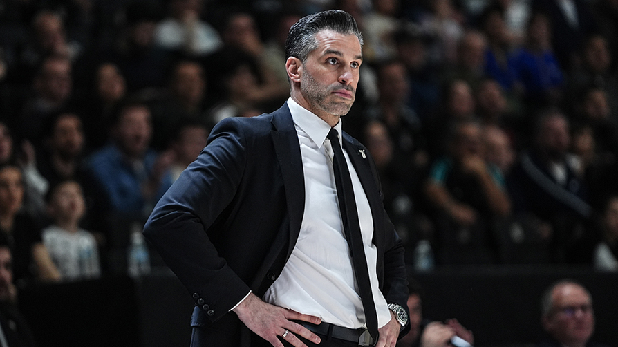 Beşiktaş'ta Alimpijevic gururu! EuroCup'ta yılın koçu seçildi