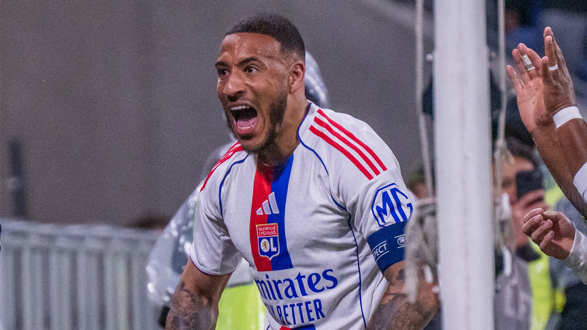 Lyon, Lorient'i 2 golle geçti!