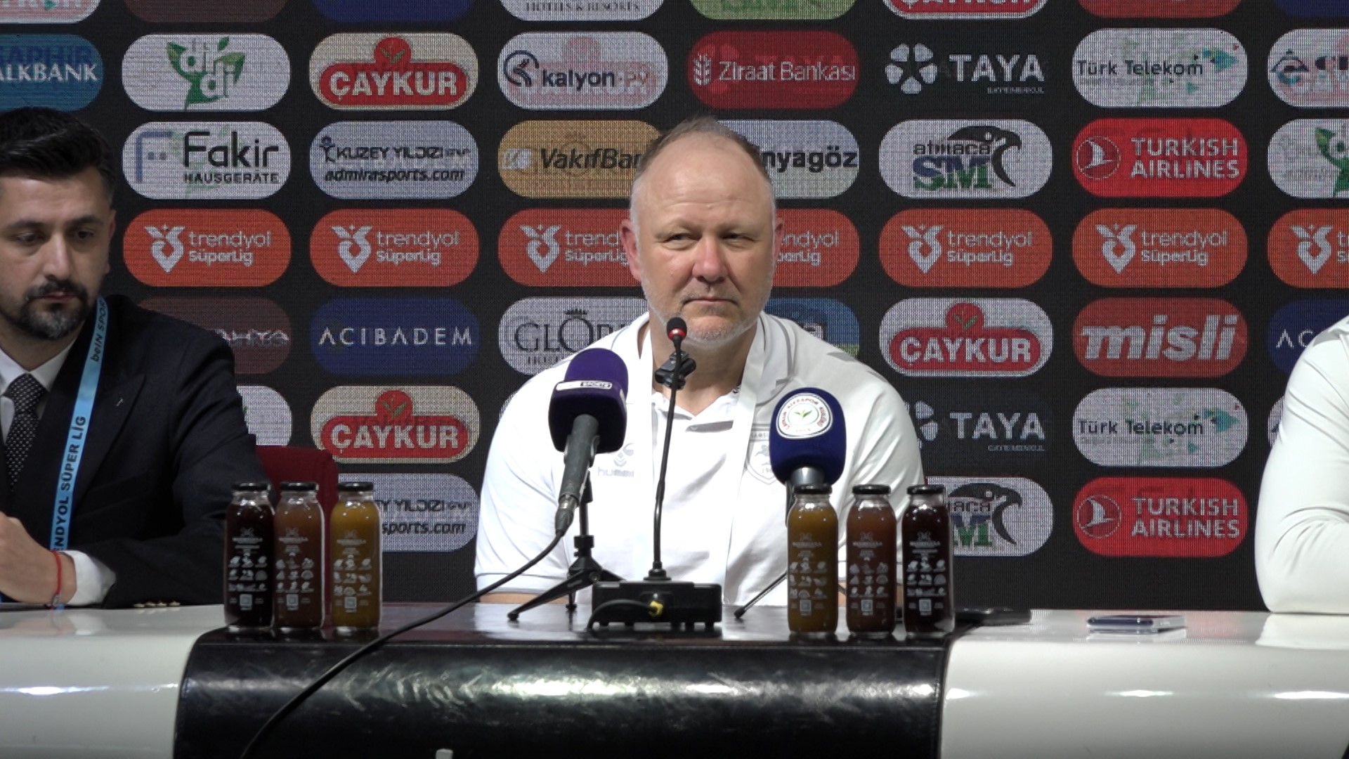 Sebastian Hahn: Maçı çevirmesini bildik