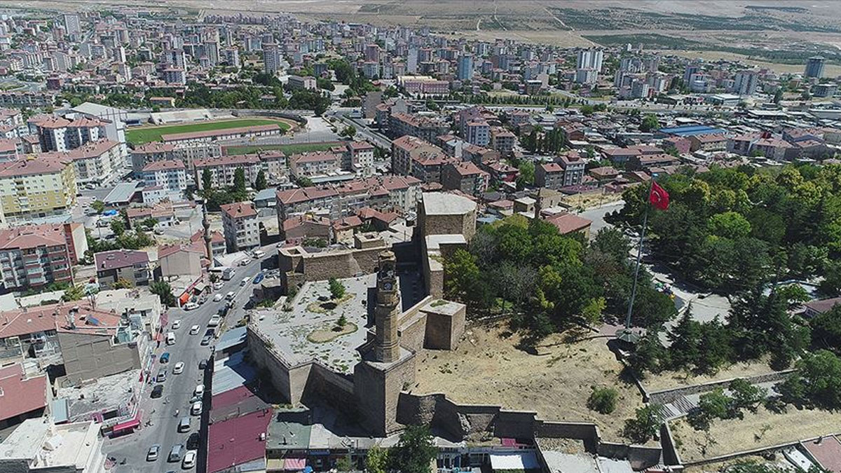 Niğde'de kırmızı alarm! Kiledere beldesi karantinaya alındı