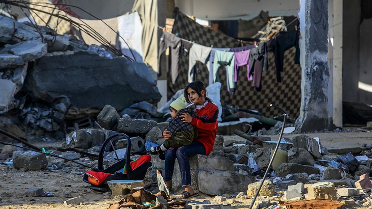 Siyonist'ten Gazze'de 'şekerli' soykırım: İlacı kestiler, çikolata tırlarını sürdüler
