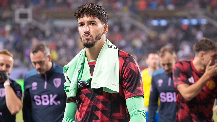 İngilizler transferi duyurdu! Altay Bayındır adım adım Beşiktaş'a