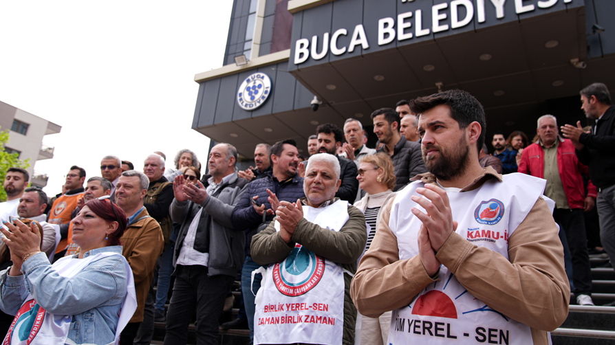 İzmir'de grev krizi! CHP'li belediye memurların hakkına göz dikti