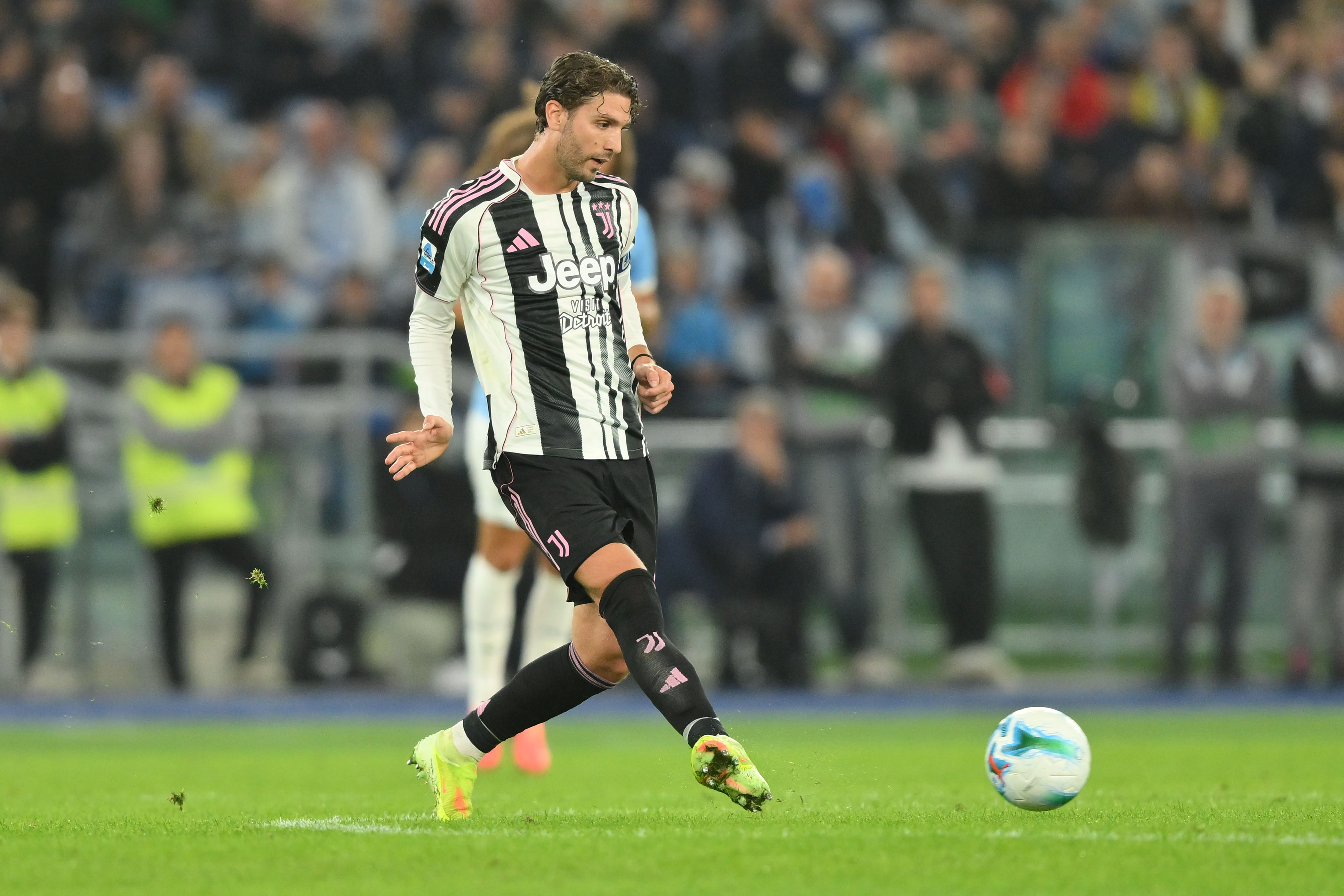 Juventus'tan Manuel Locatelli hamlesi! Sözleşmesi uzatıldı