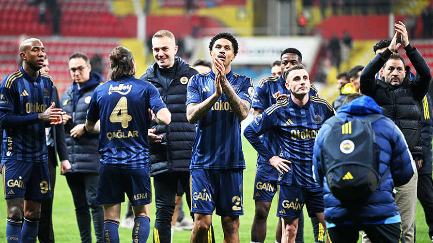 7 isim ceza sınırında! Kritik virajda Fenerbahçe'nin rakibi Çaykur Rizespor