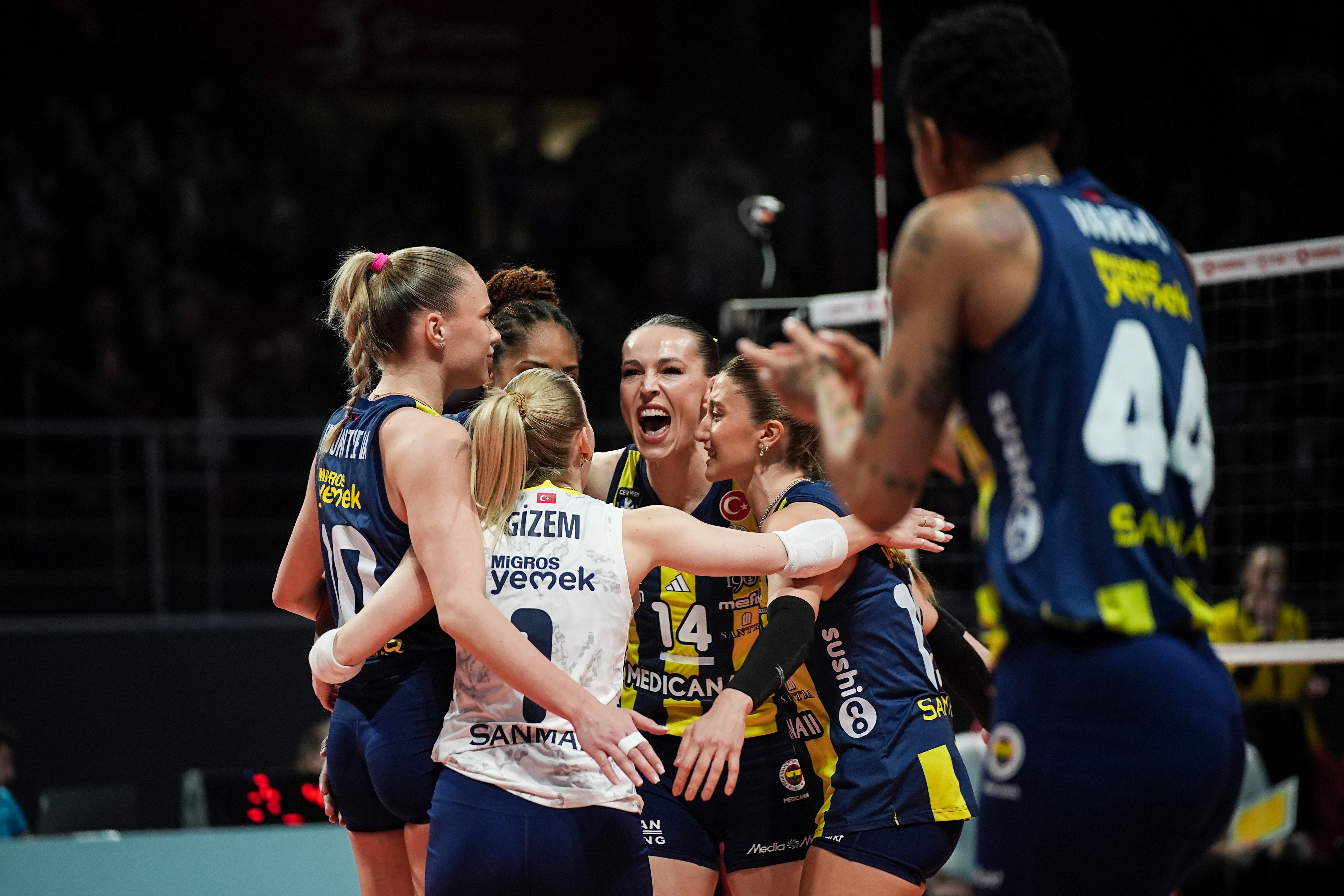 Fenerbahçe Medicana pes etmedi! Final serisinde durum eşitlendi