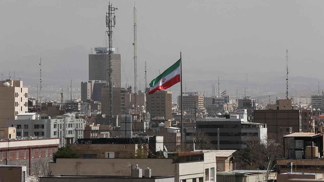 İran'dan eğitim kararı! Okullar kapanıyor