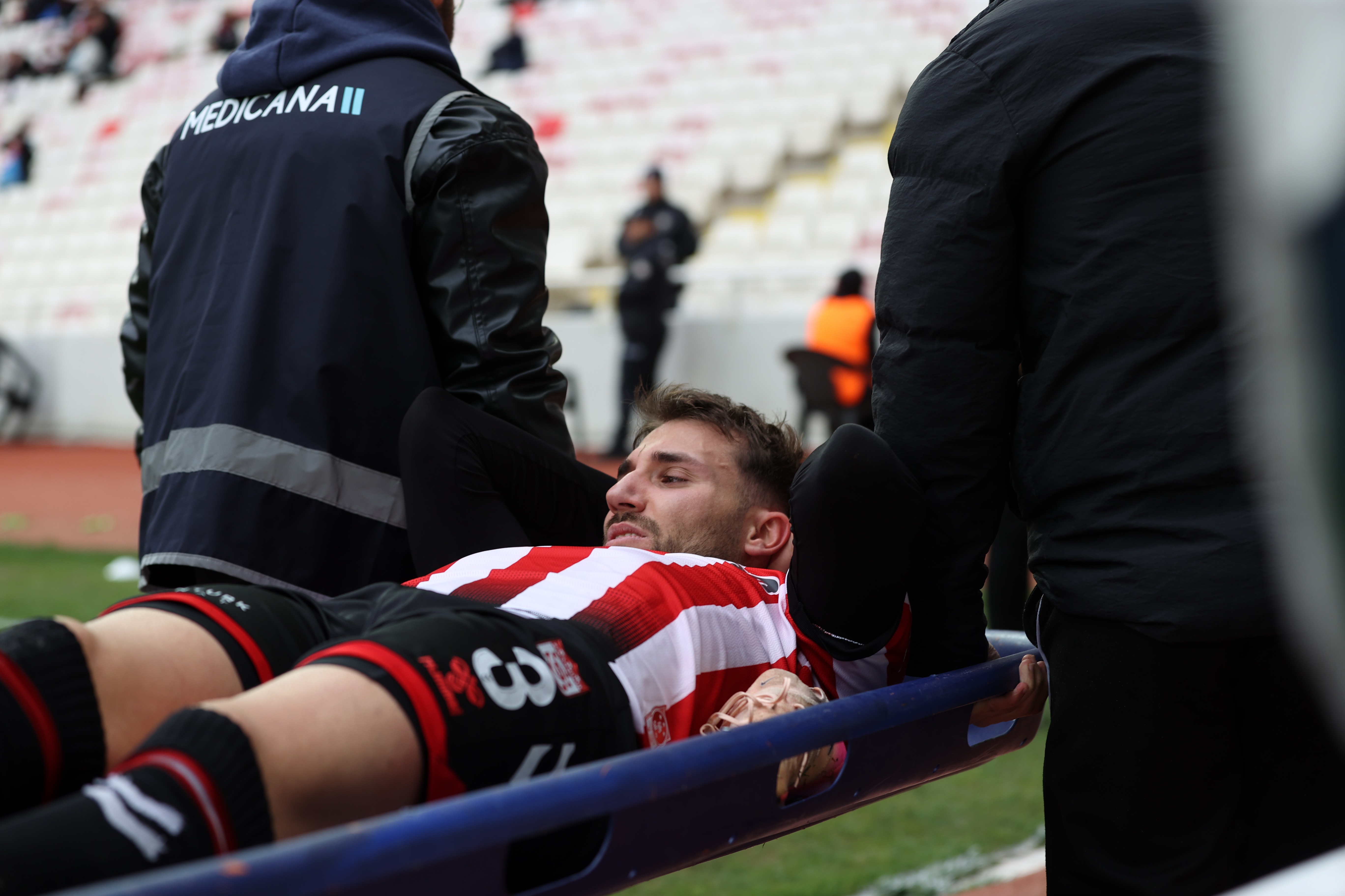 Sivasspor'dan 2 isim için sakatlık açıklaması