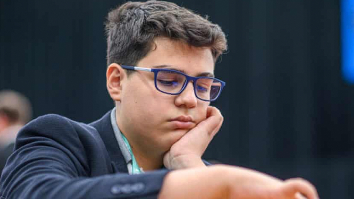 Yağız Kaan Erdoğmuş satrançta tarih yazdı! En genç büyükusta oldu