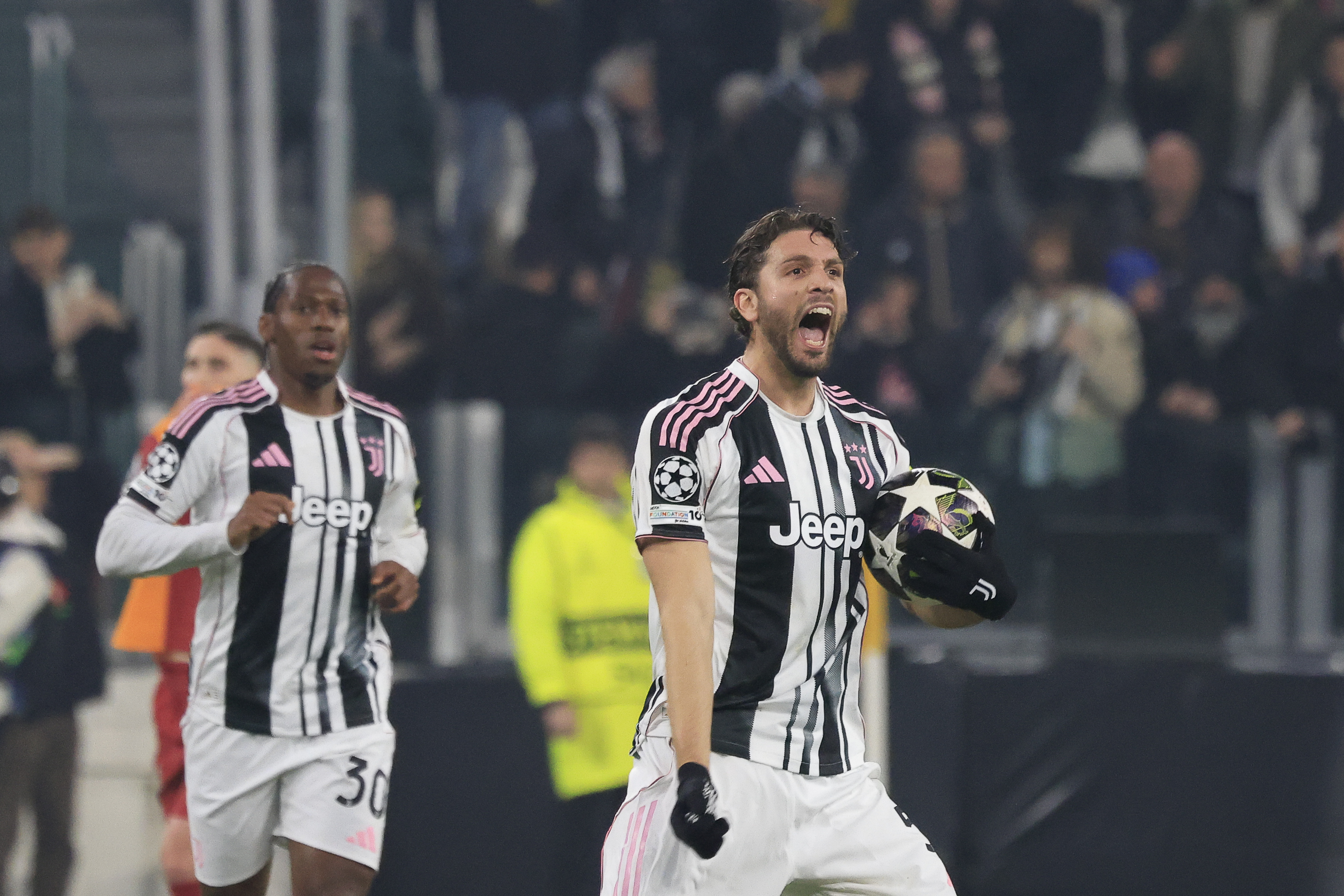 Juventus, Locatelli'nin sözleşmesini uzattı