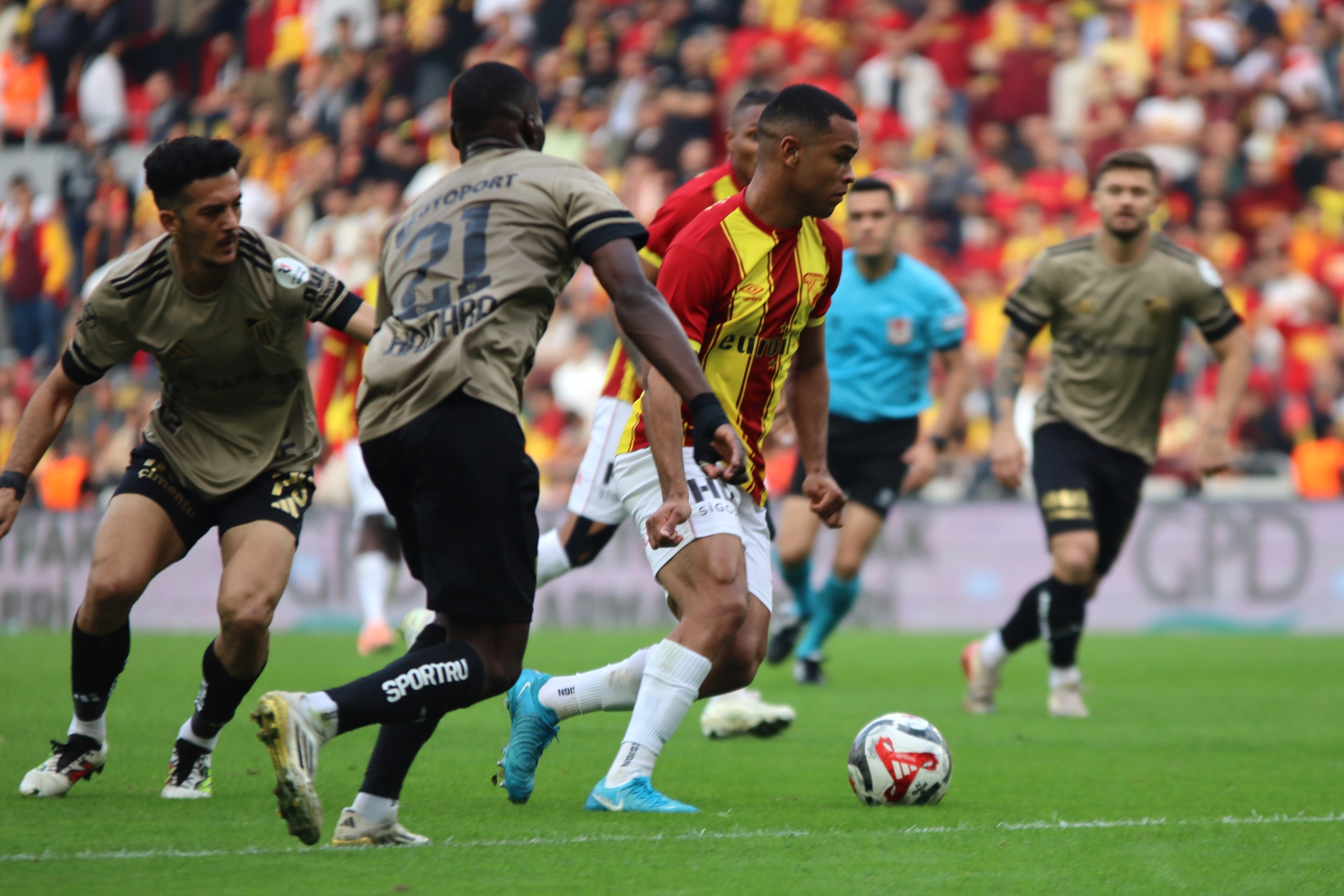 Kocaelispor'un konuğu Göztepe