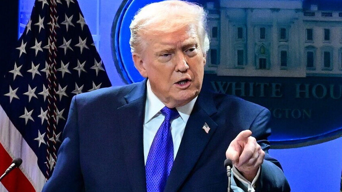 ABD Başkanı Trump açıklamalarda bulunuyor