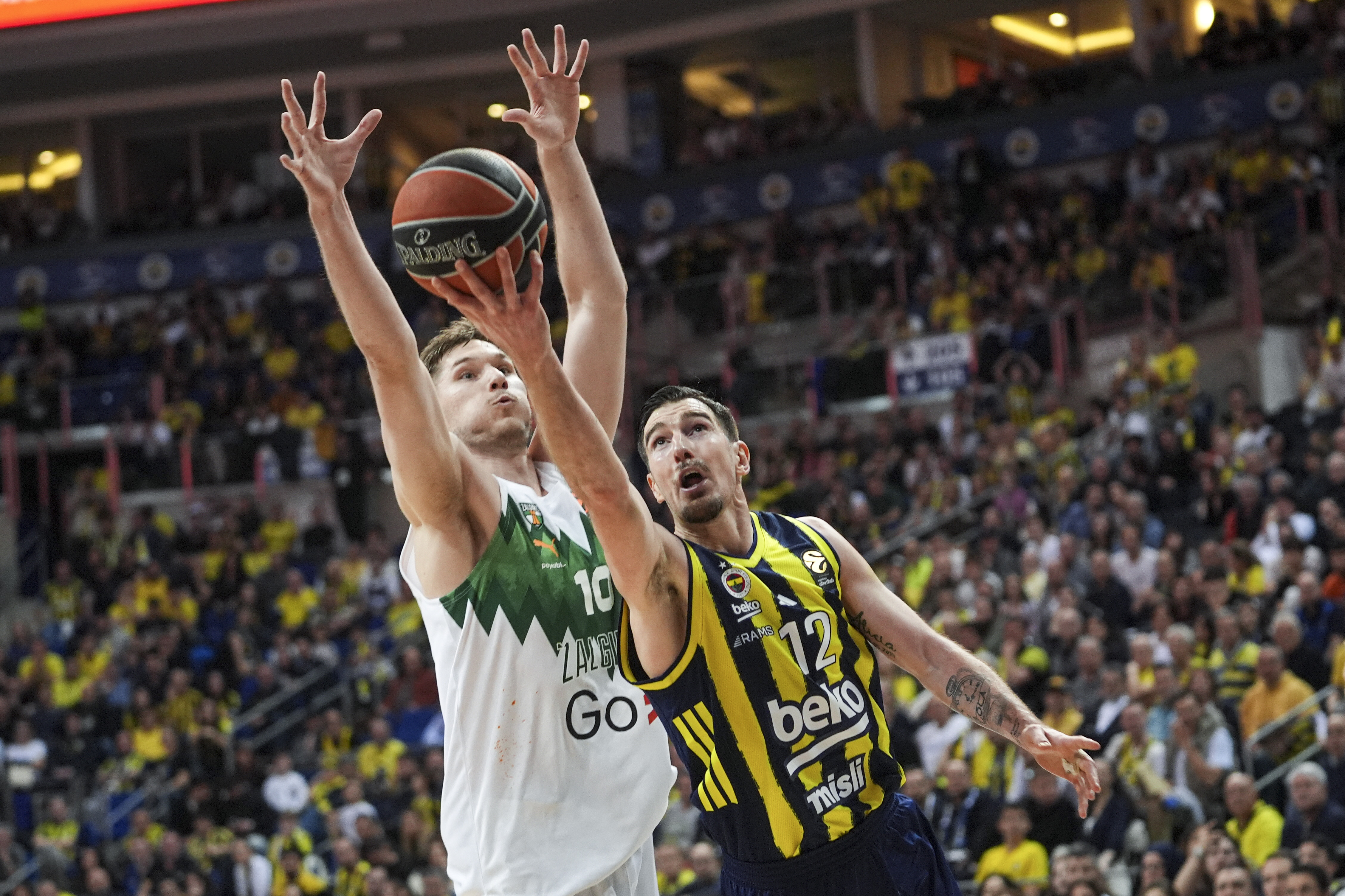 EuroLeague'de Fenerbahçe-Zalgiris maçlarının takvimi açıklandı