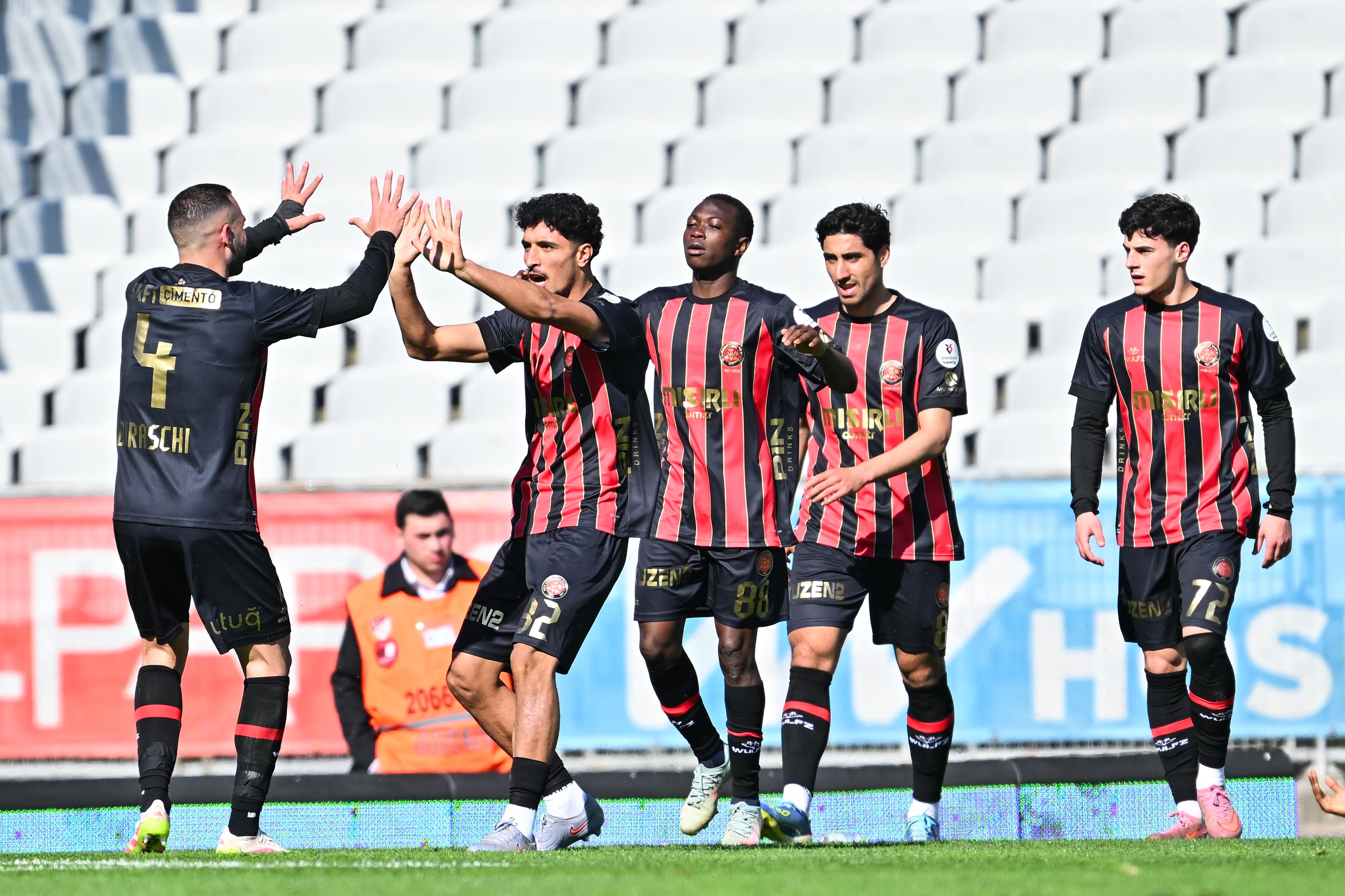 Fatih Karagümrük evinde Eyüpspor'u ağırlayacak