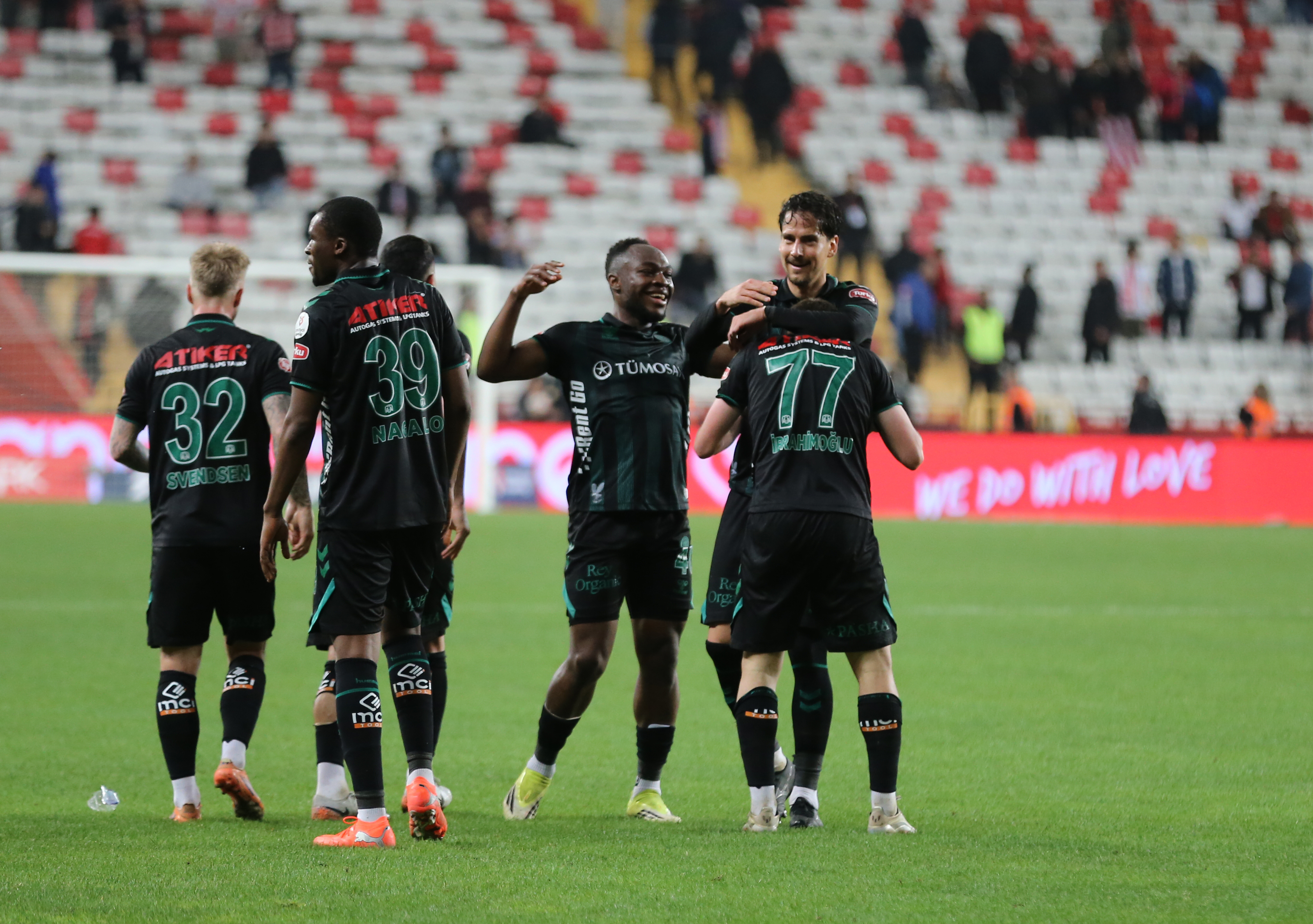 Konyaspor, Antalyaspor deplasmanında galip geldi