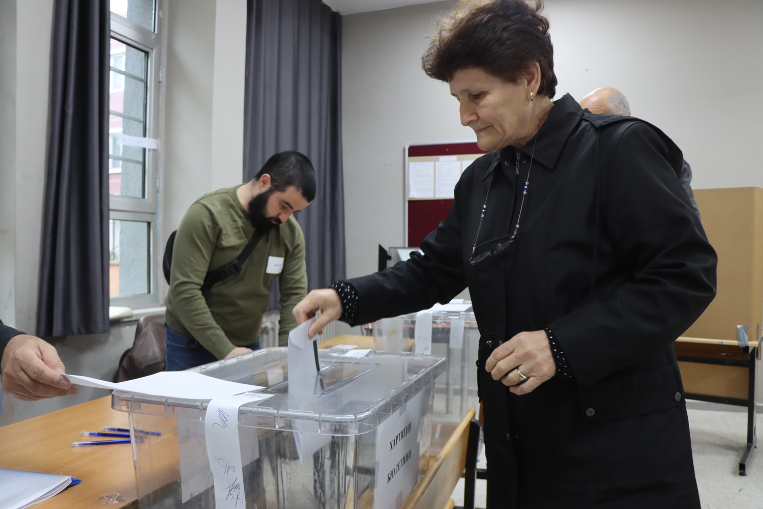 Trakya'da seçim heyecanı! Komşu için sandık başına gittiler