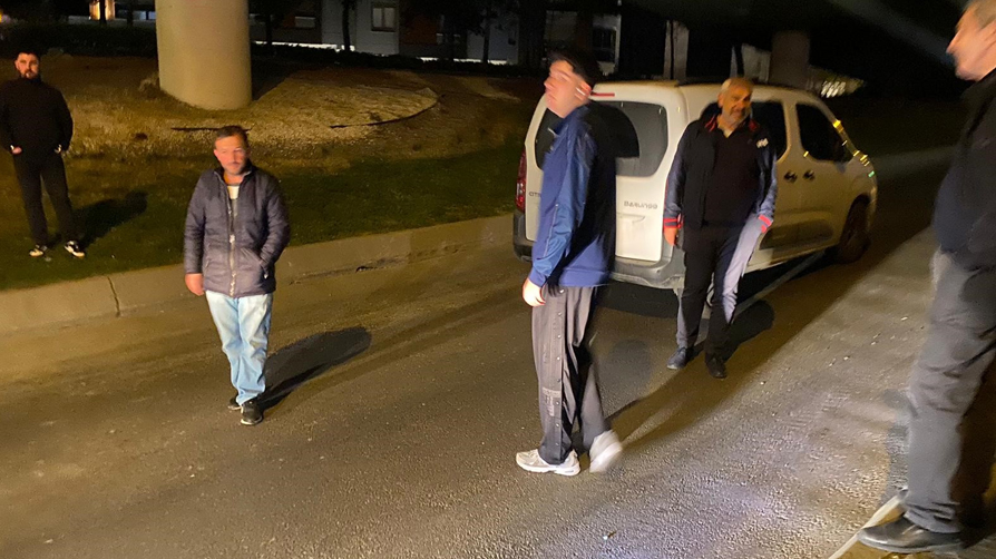 İstanbul'da trafiği kilitleyen olay! Sürücü teklifi kabul etmeyince tartışma çıktı