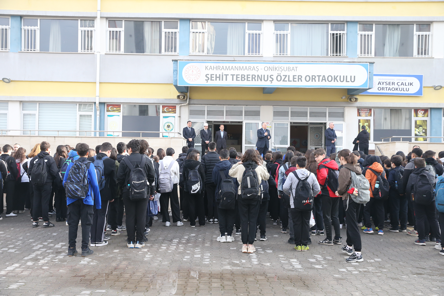 Okul saldırısında hayatını kaybedenler anıldı