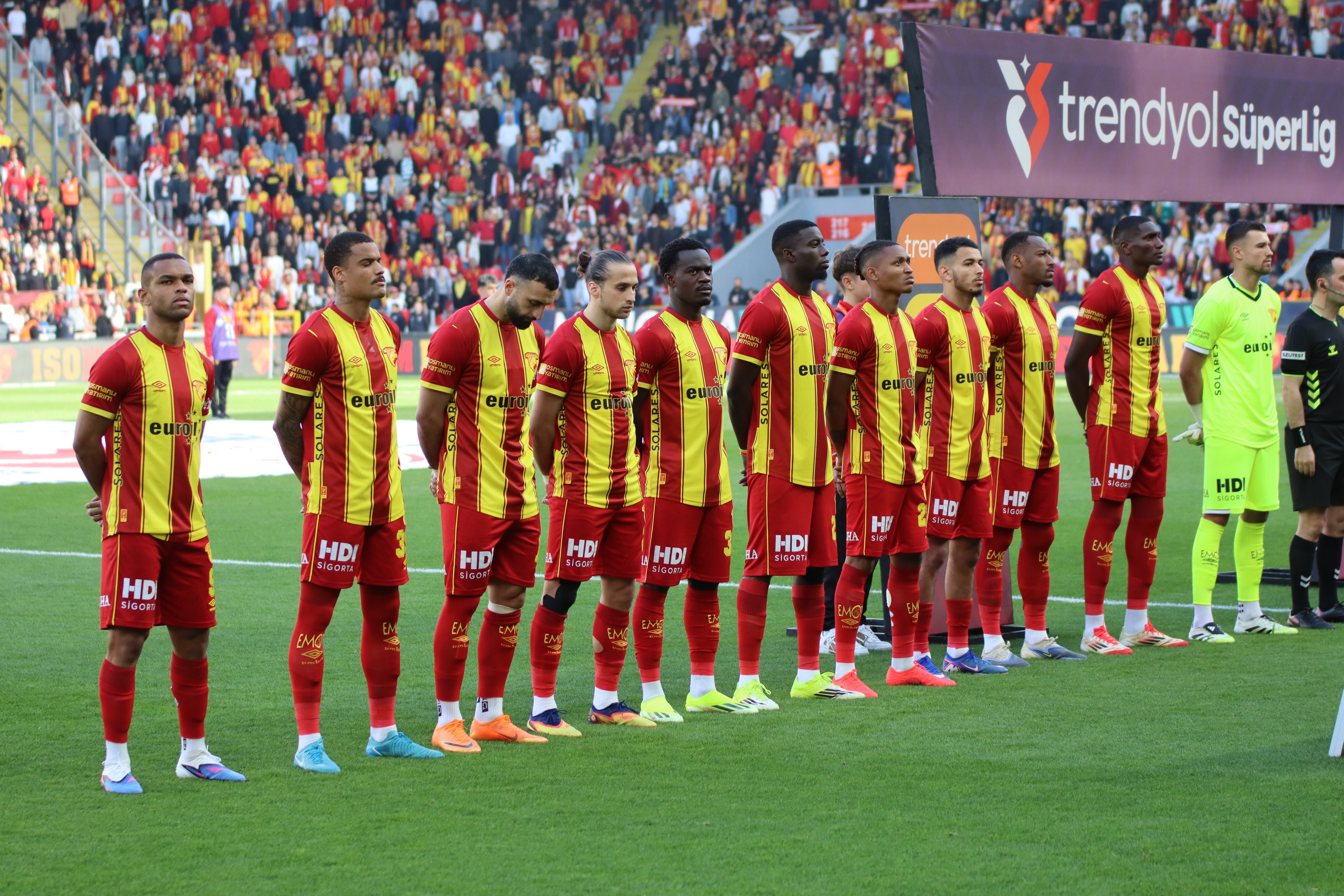 Son 10 maçta sadece 1 galibiyet! Göztepe'de işler iyi gitmiyor