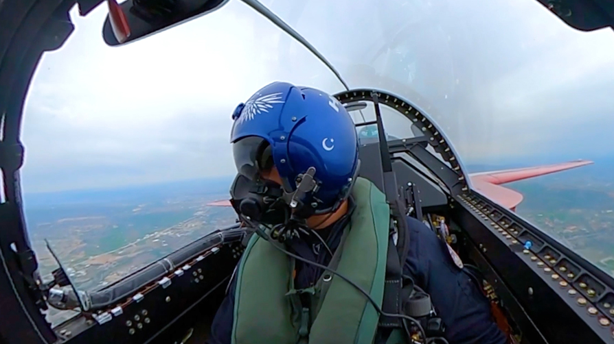 İhracat kapısı açıldı! HÜRJET'e milli yazılım gücü