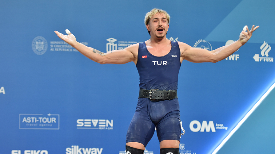 Yusuf Fehmi Genç, Avrupa Şampiyonu oldu! 71 kiloda çifte altın