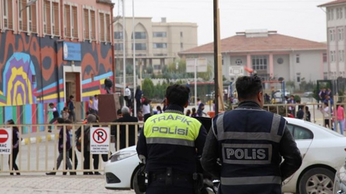 2 bakanlık sahada! Okullarda güvenlik en üst seviyeye çıkarılıyor