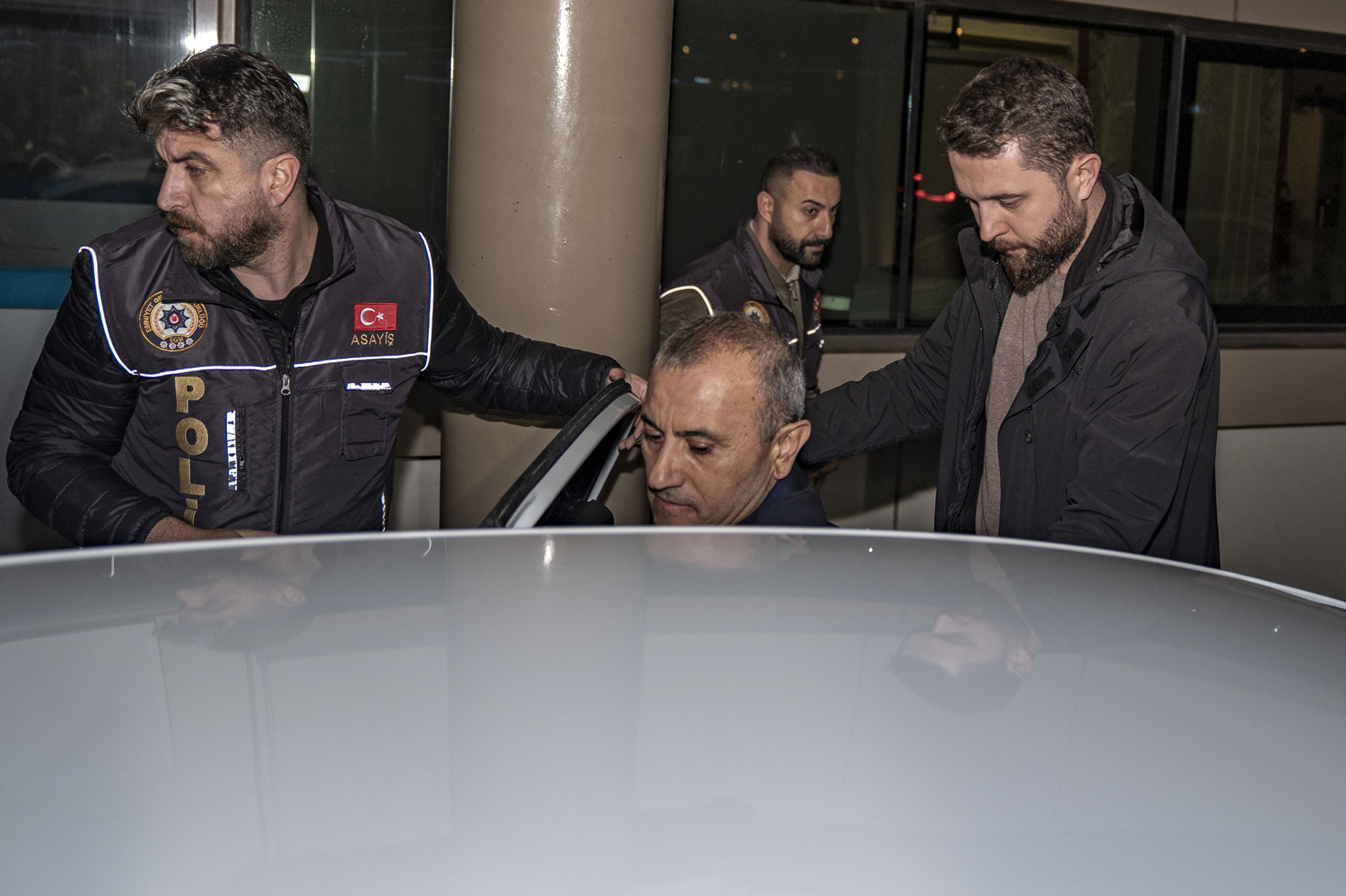 Tuncay Sonel'in ismi silindi