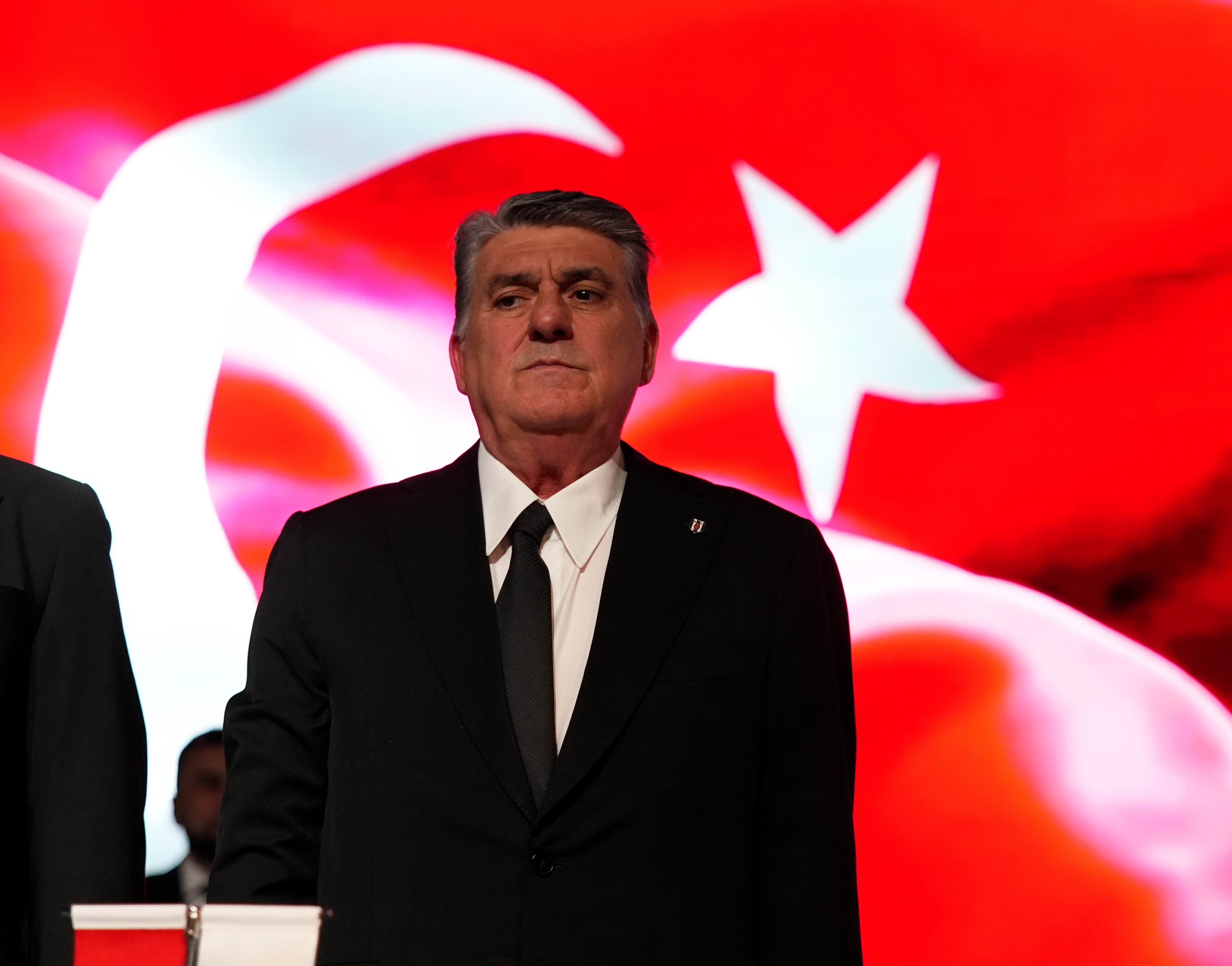 Beşiktaş Başkanı Adalı'dan 23 Nisan mesajı