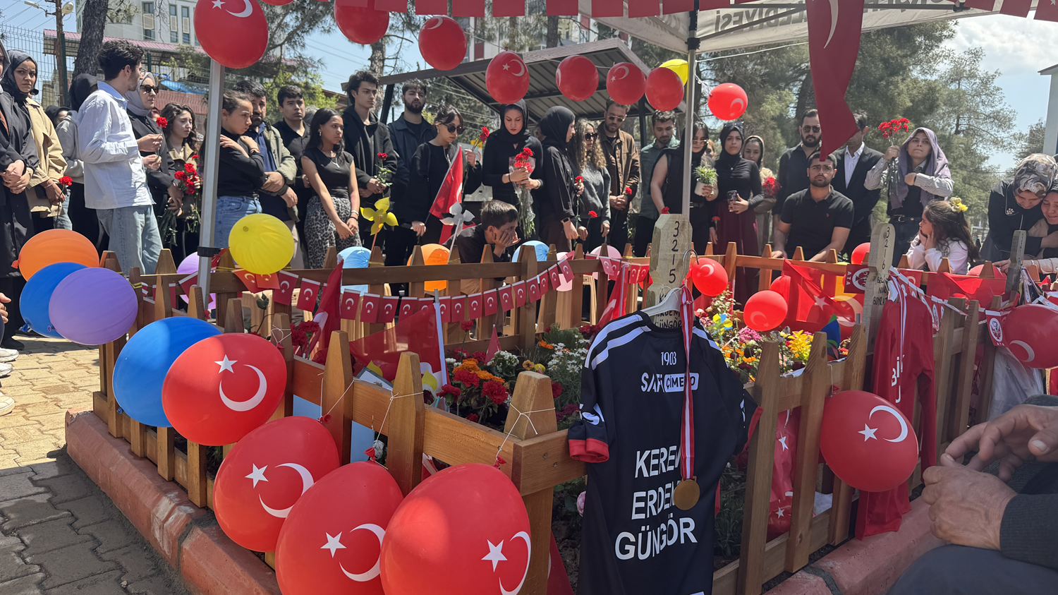 Türkiye'yi yasa boğan saldırı! Hayatını kaybeden çocuklar 23 Nisan'da yalnız bırakılmadı