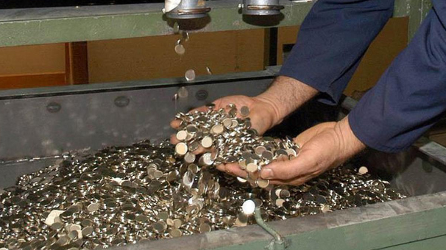 Darphane propagandası ellerinde patladı! 