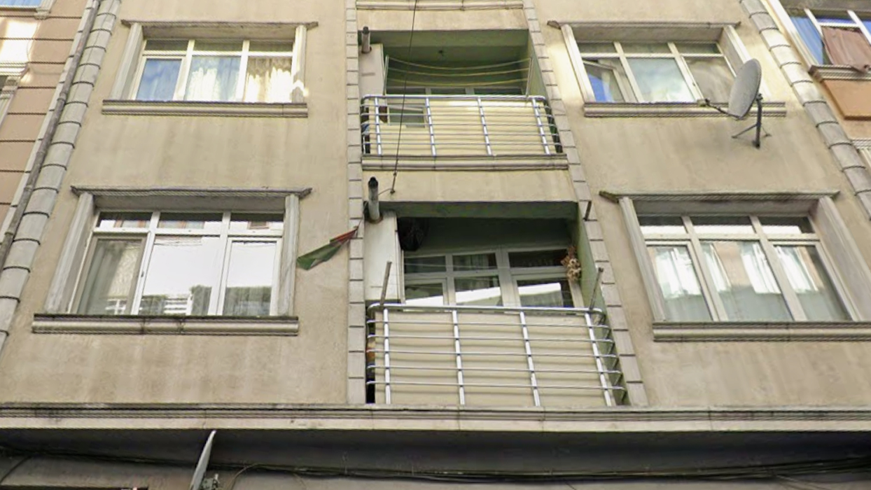 Fatih'te korkunç olay: 4 yaşındaki çocuk ağır yaralandı